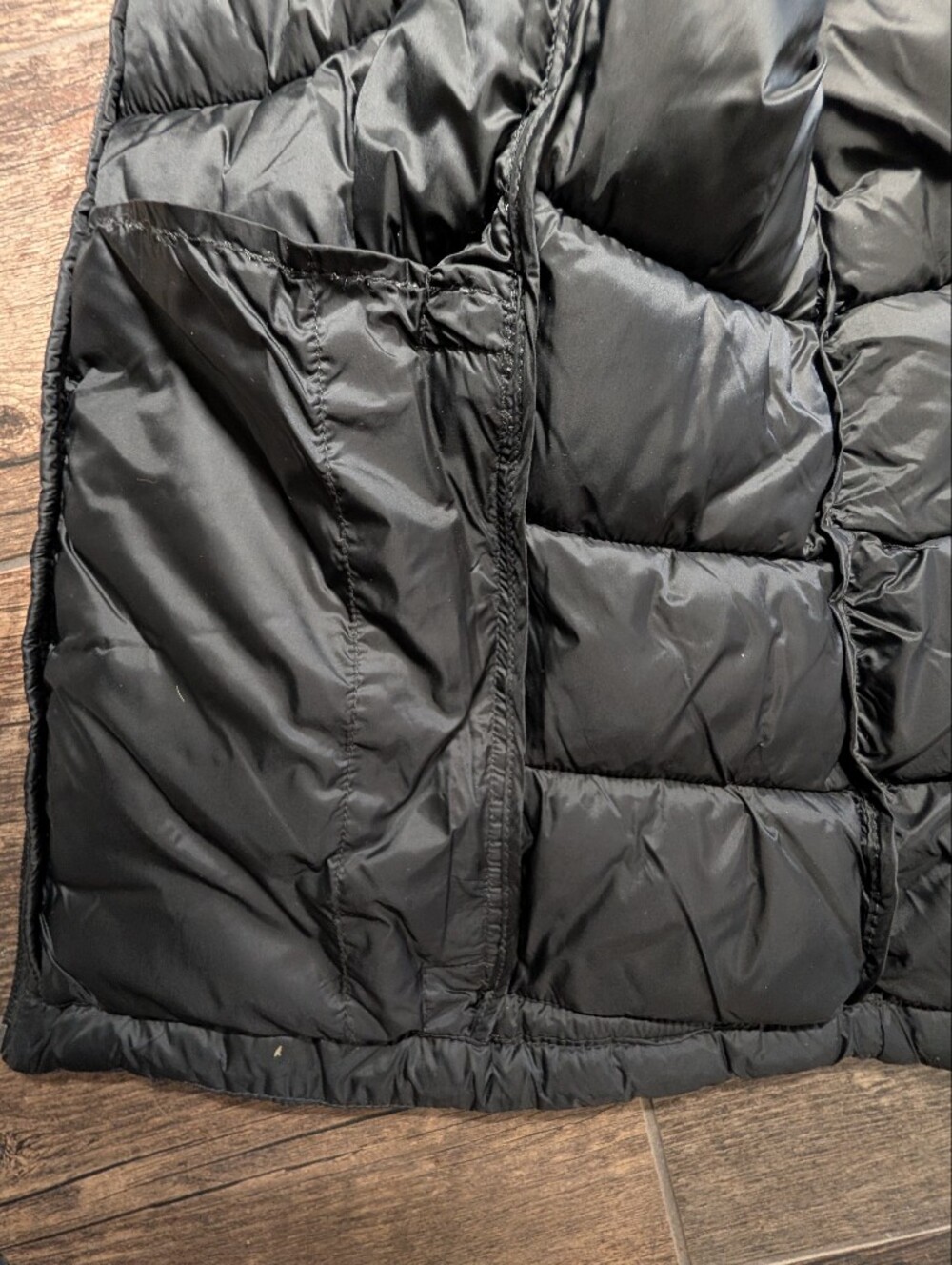 Charter Club Women's Black Packable Full Zip Quilted Puffer Vest NWT Size Large - Picture 4 of 6